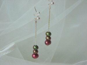Boucle d'oreille pendante  3 perles d&eacute;grad&eacute;es