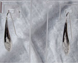 Boucle d'oreille goutte