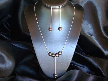 Parure perles noires